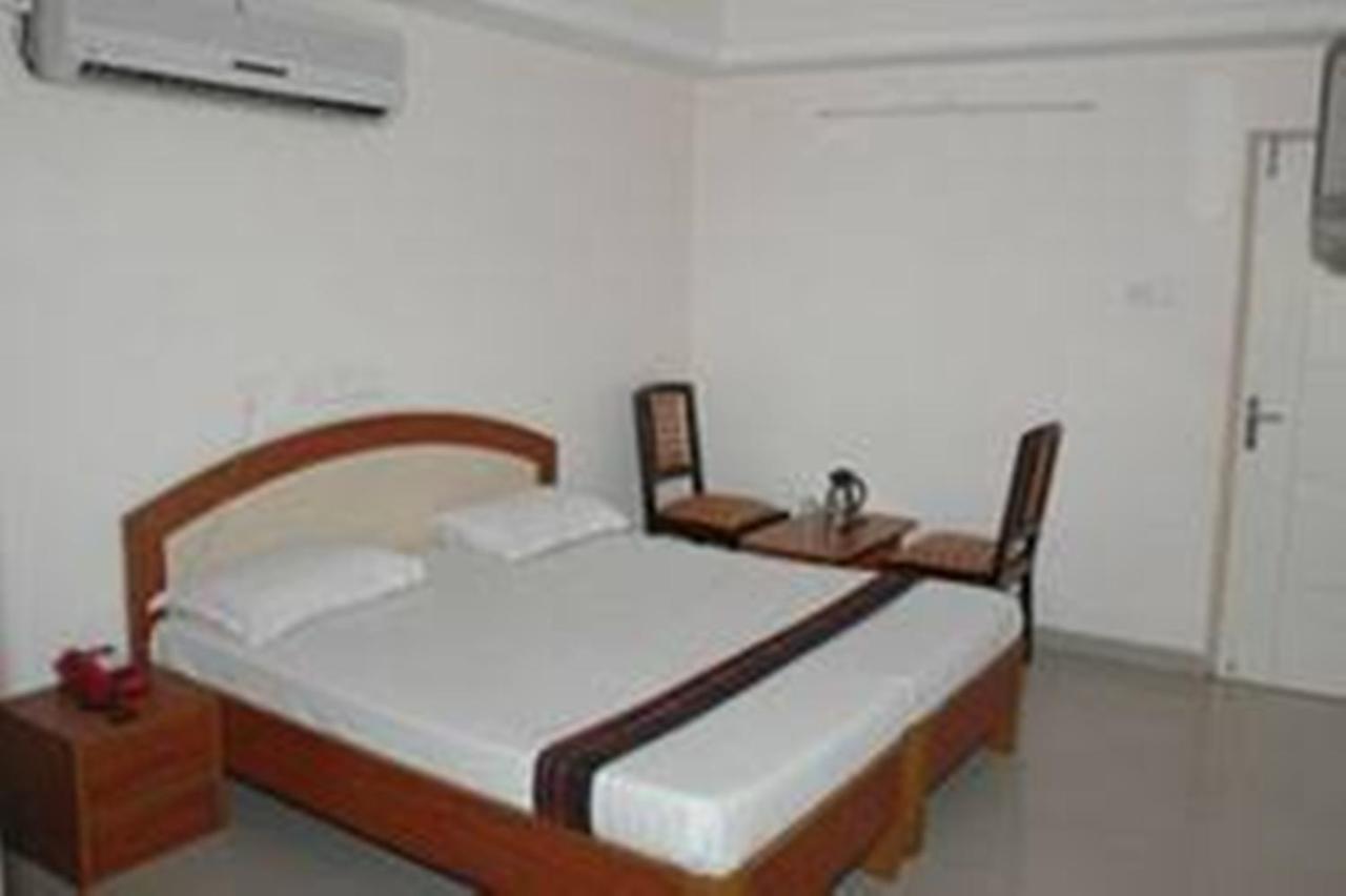Hotel Surya Residency Majestic Bengalúr Exteriér fotografie